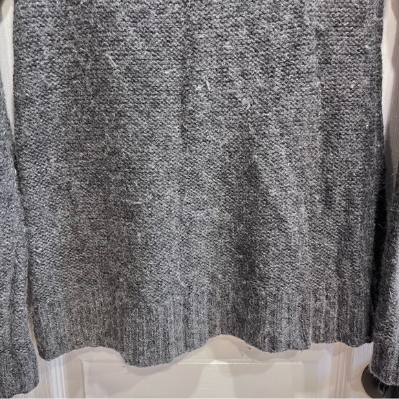 FREE PEOPLE Gray Orange Fair Isle Nordic Wool Blend
Sweater Size Large - Picture 12 of 13